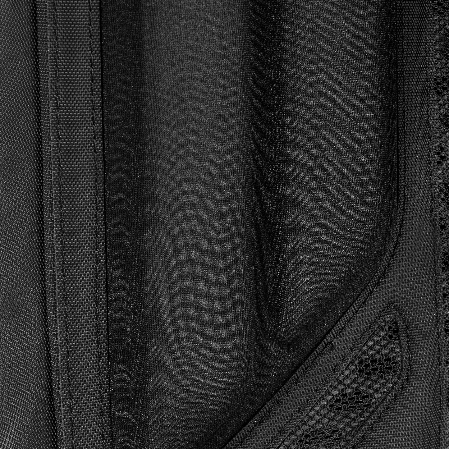 paragon-hydration-pack-n4 Paragon_Black_Texture.png