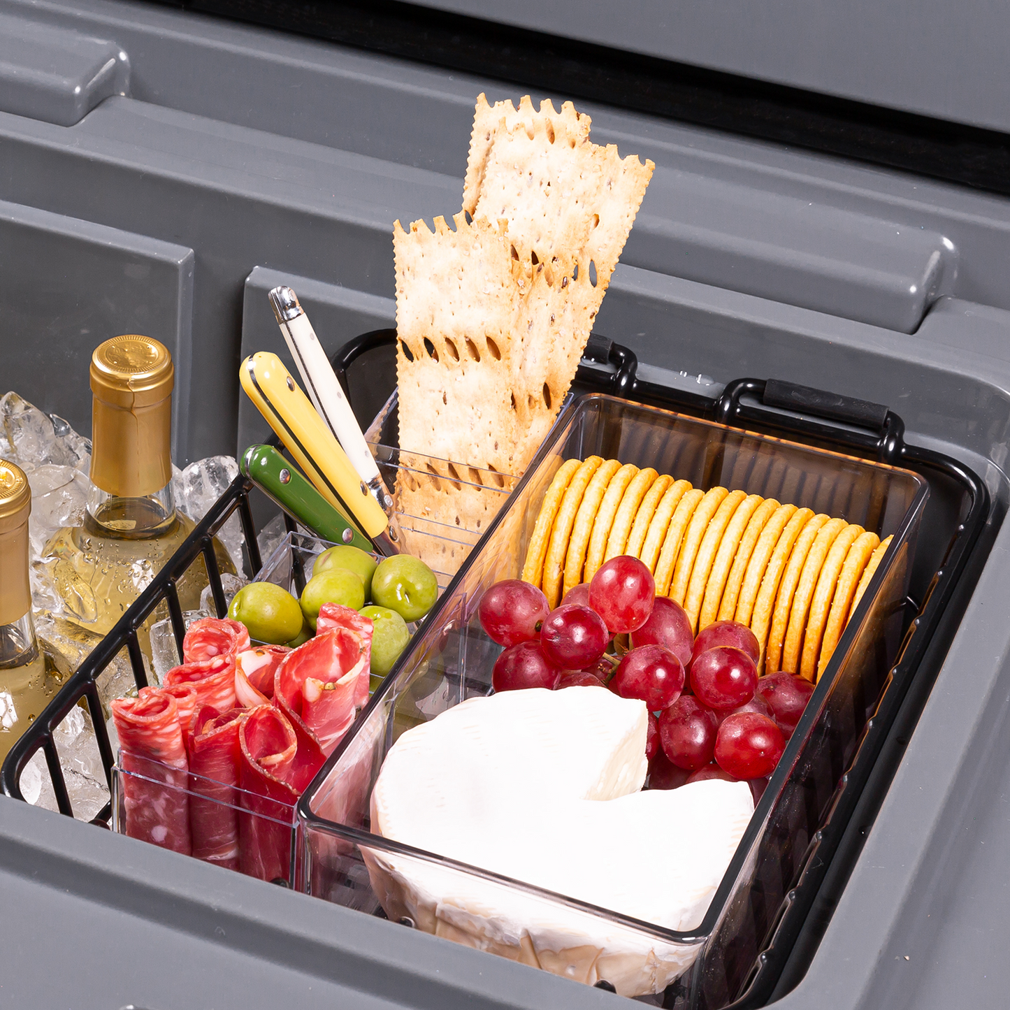 brutank-35qt-55qt-dry-rack-g5 brutank-dry-rack_accessory_alt-1.png